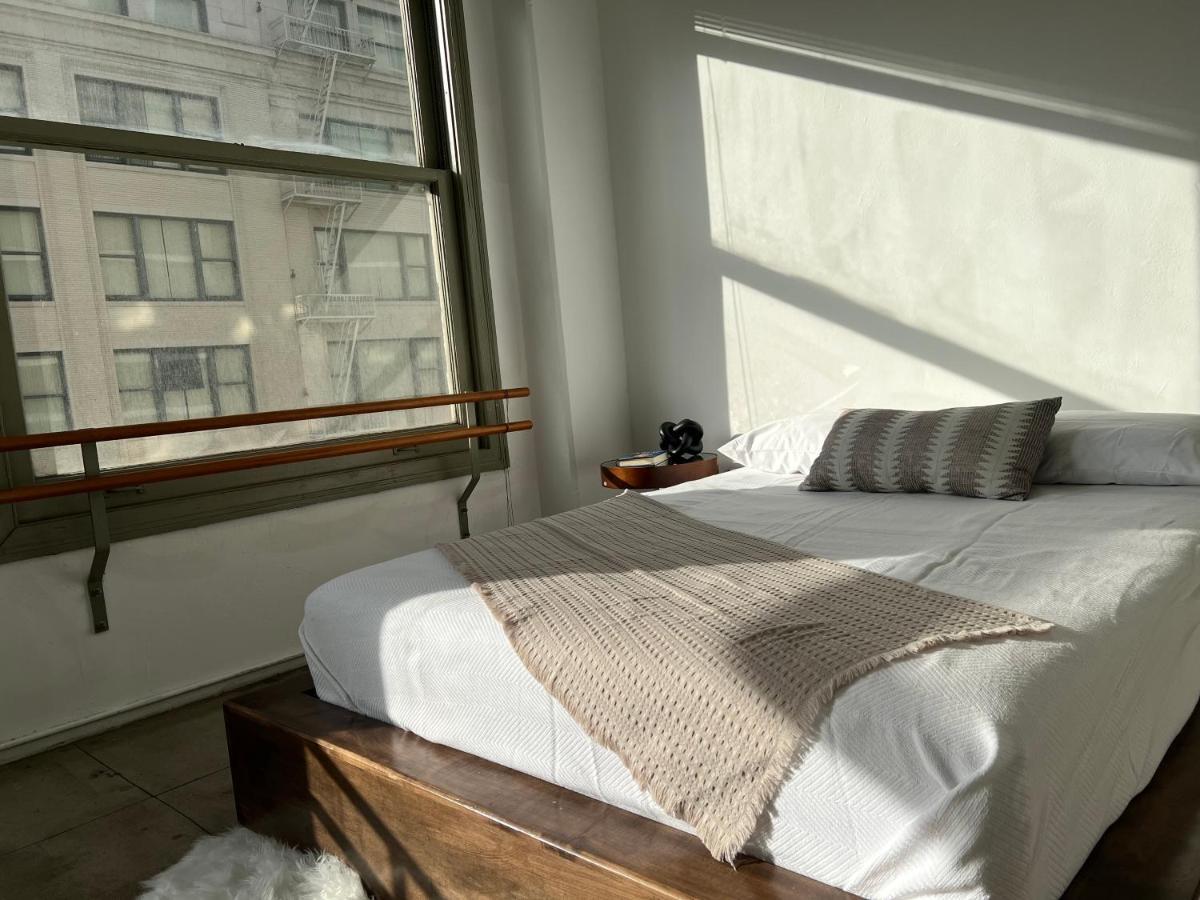 Apartment Historic Downtown La Loft - Urban Charm *
